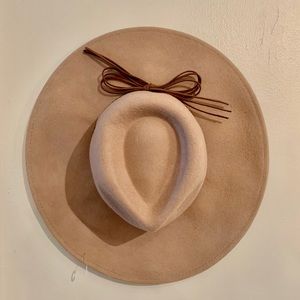 Melrose and Market | Wide Brim hat